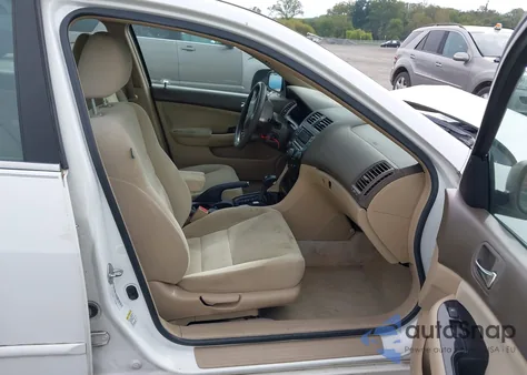 2006 Honda Accord 2.4 Se z USA, uszkodzony, nr VIN 1HGCM56306A064009